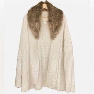 Zara | Faux Fur Collar Cable Knit Sweater | Cream